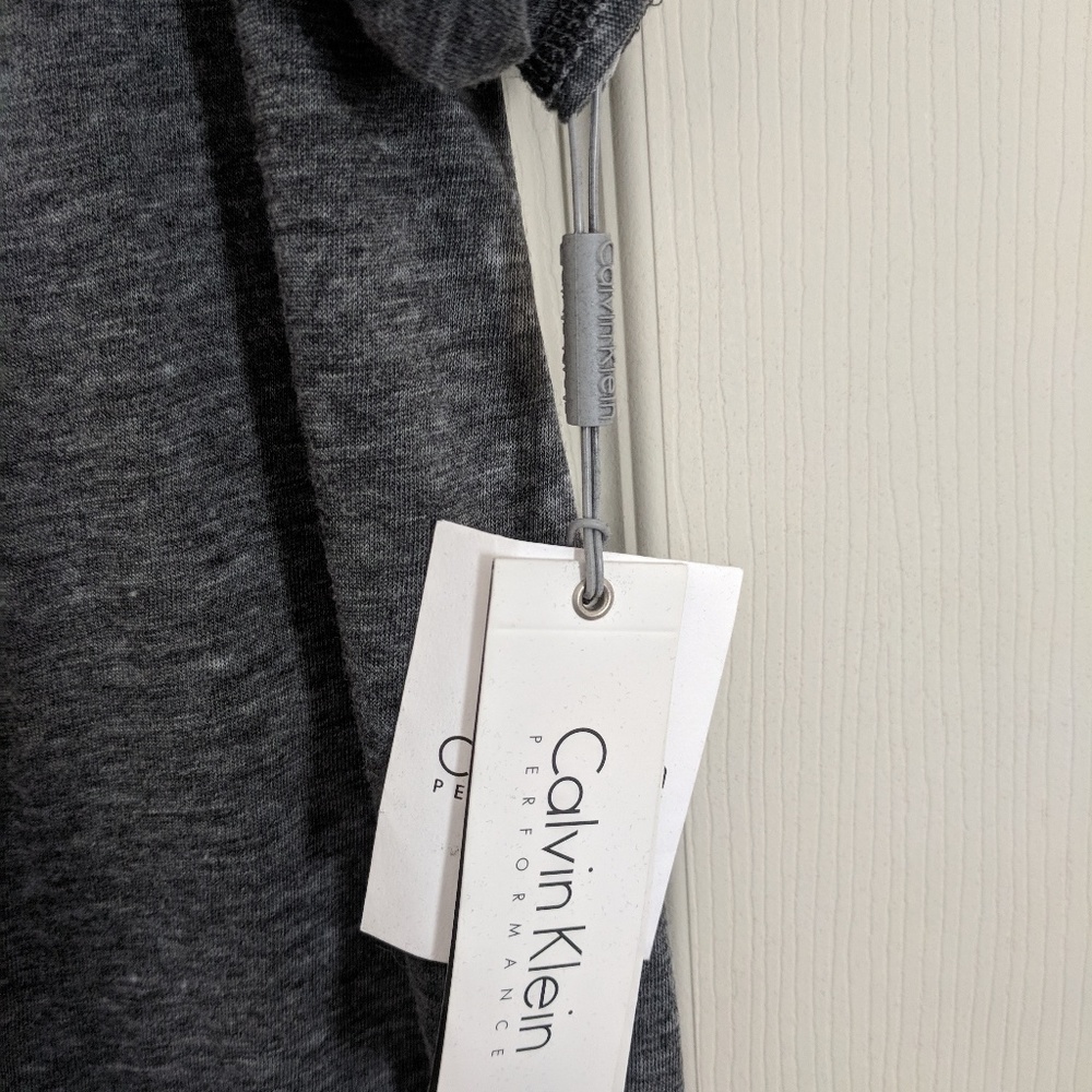 Calvin Klein performance top - Picture 4 of 5